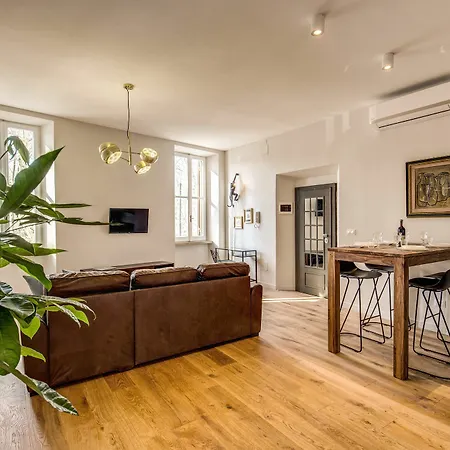 Sant'eiligio Loft Campo Di Fiori Apartment